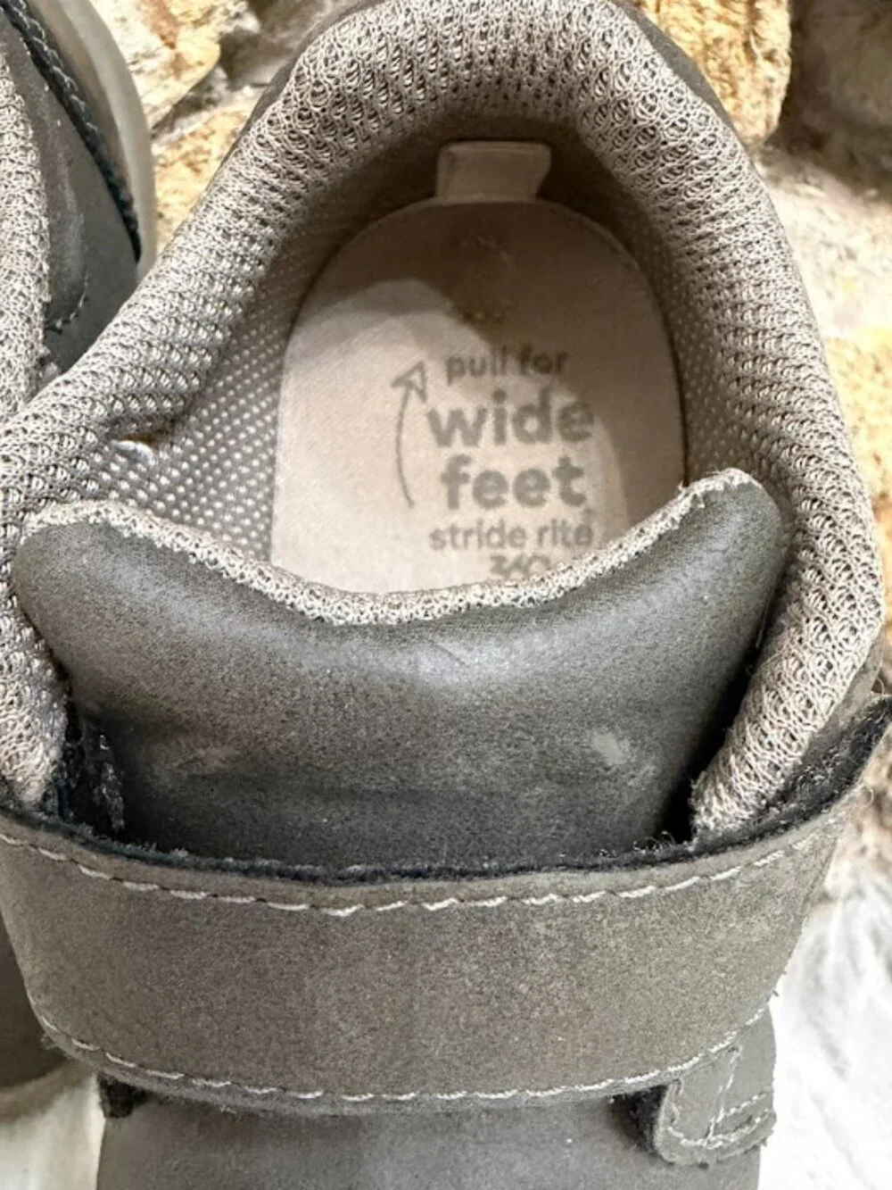 Stride Rite Toddler Shoes Wide Fit Gray Velcro First Walker Size 3